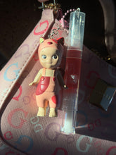 Load image into Gallery viewer, sonny kitty extreme lipplumper charm

